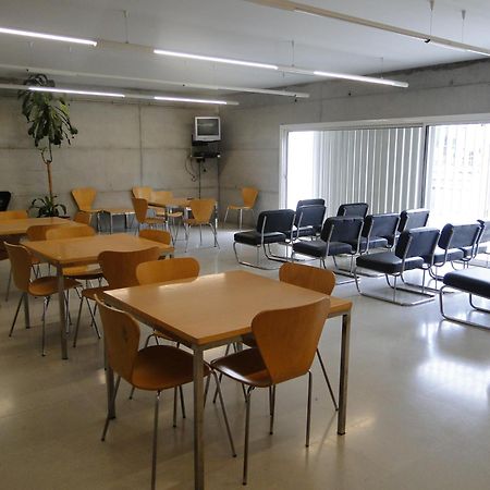 Residencia Universitaria Sant Joan Hotel เรวส์ ภายนอก รูปภาพ